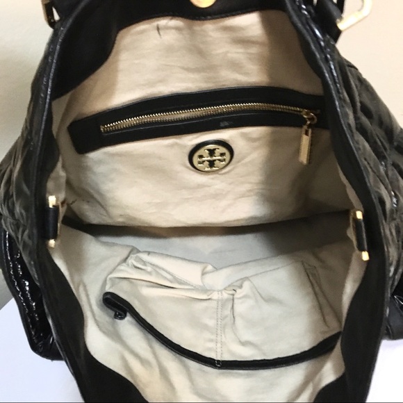 Large Tory Burch Tote Black Patent Leather - Picture 5 of 8